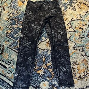 Spyder Active Leggings  Gray/Black Print SPIDER WEB Active Womens Medium. VGUC.